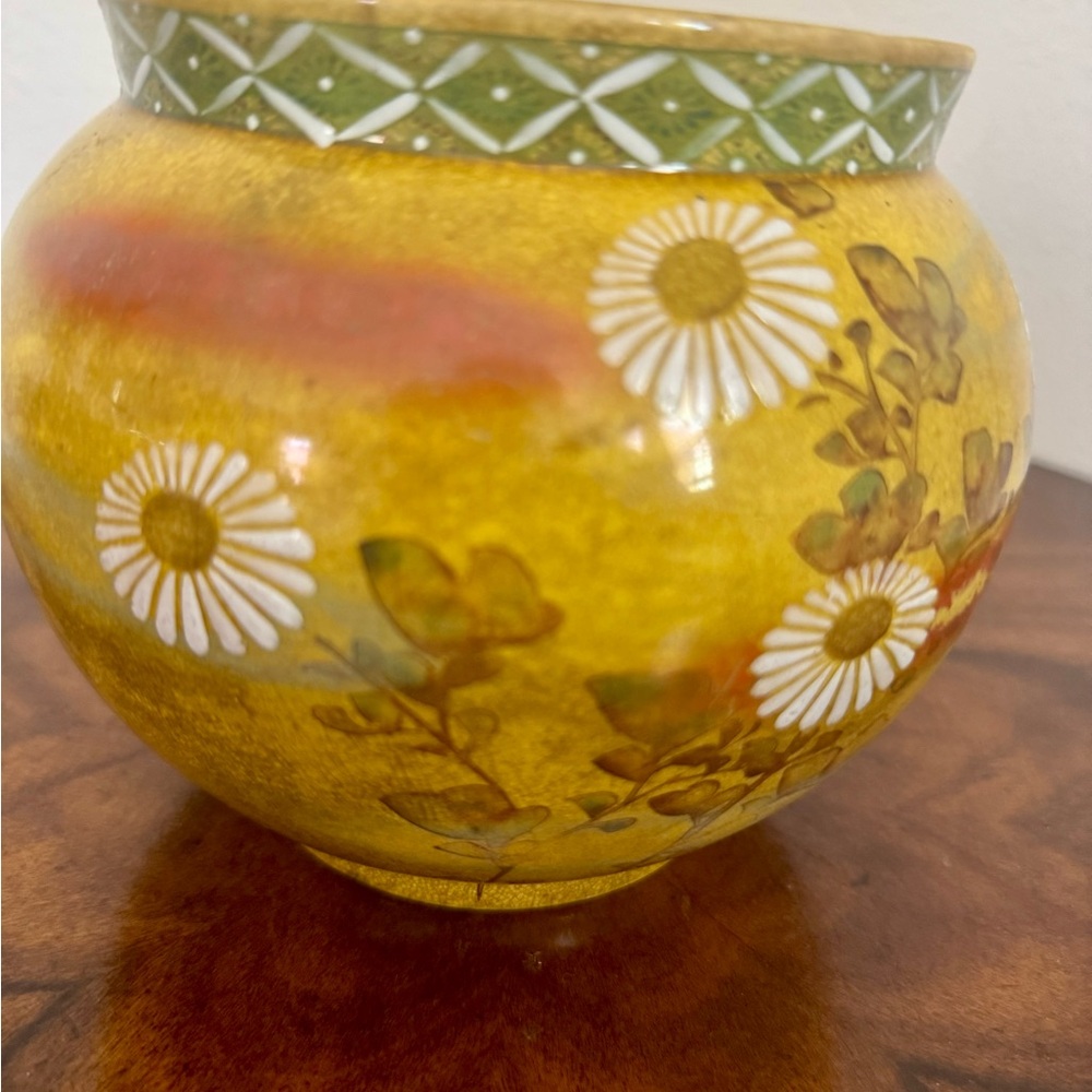 Antique Japanese Ceramic Planter Hand Painted Floral Decoration 5 1/2” - Picture 8 of 12